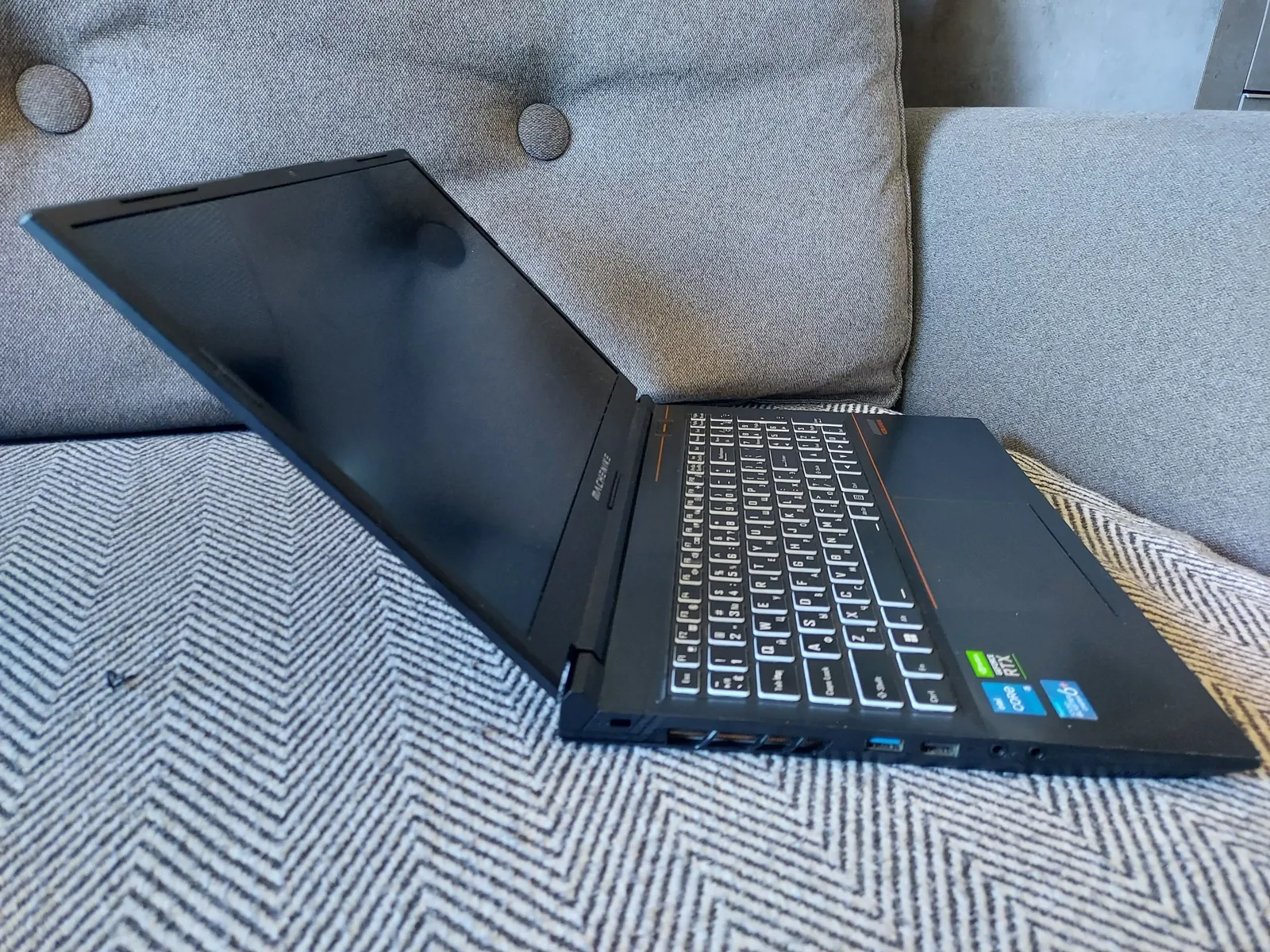 Игровой ноутбук Intel Core i5, RTX 3050 3
