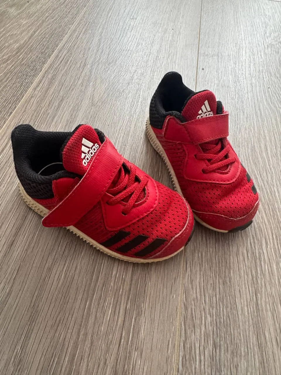 Детские кроссовки New Balance и Adidas размер 21 5