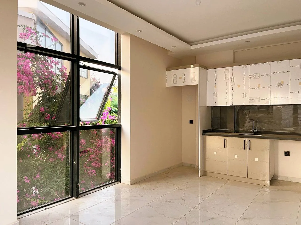 Квартира 1+1 на 40 м² в районе Оба, Аланья 1