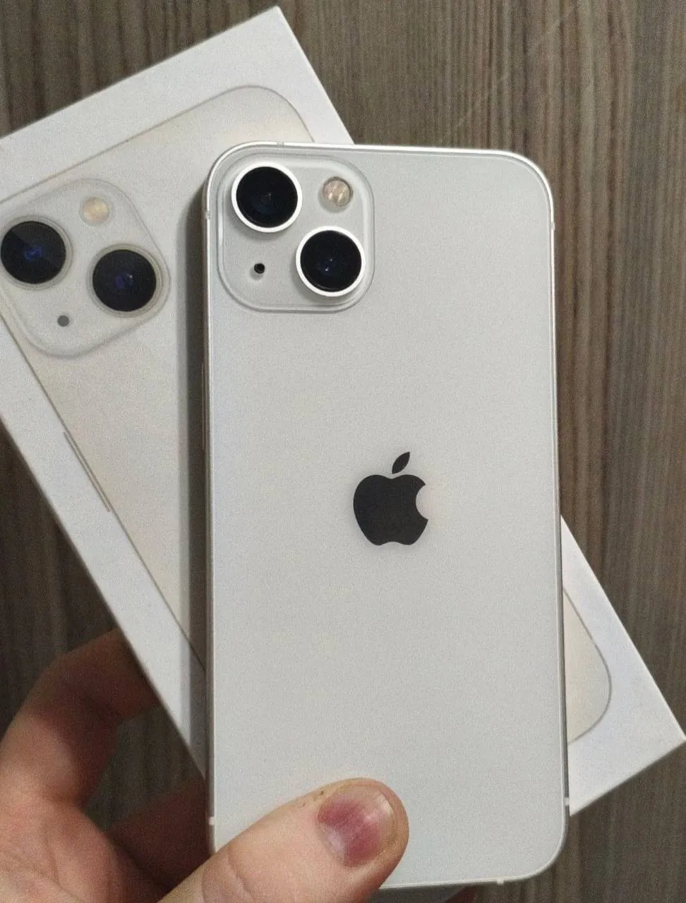 IPhone 13 128GB белого цвета 1
