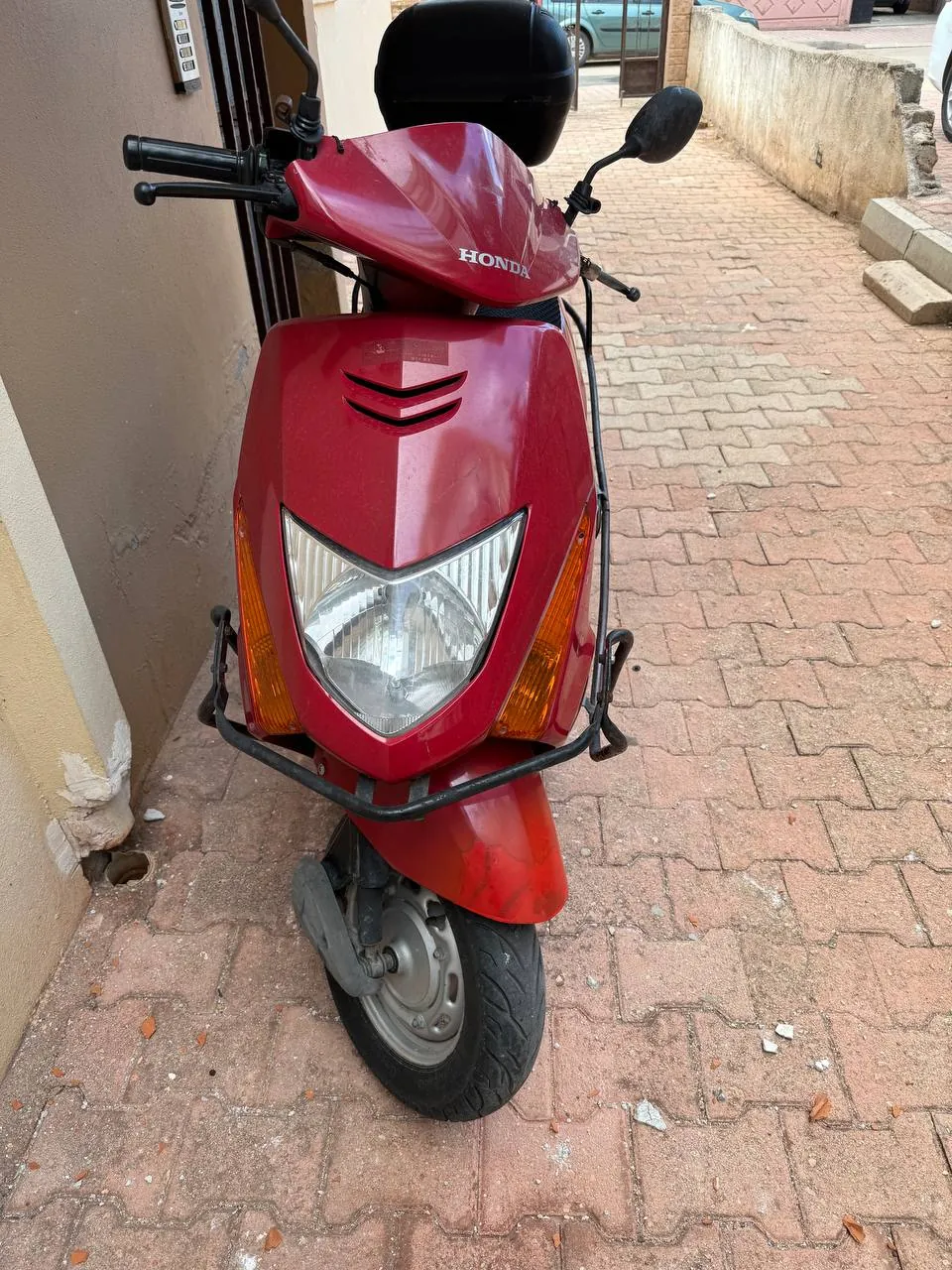 Скутер Honda Beat 2005 года выпуска 1