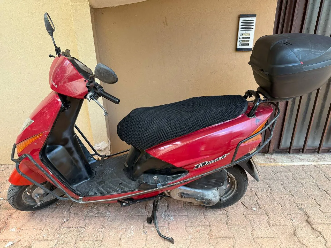 Скутер Honda Beat 2005 года выпуска 4