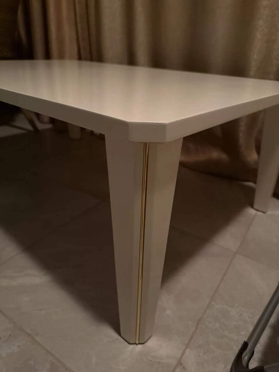 Новый стол 104х65х38 см 4