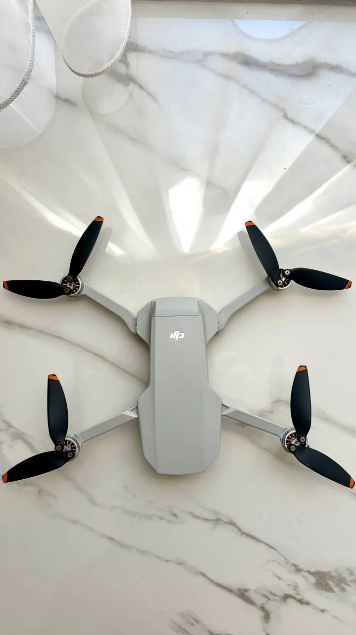 Дрон DJI Mini 4K почти новый 2