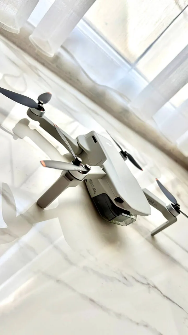 Дрон DJI Mini 4K почти новый 7