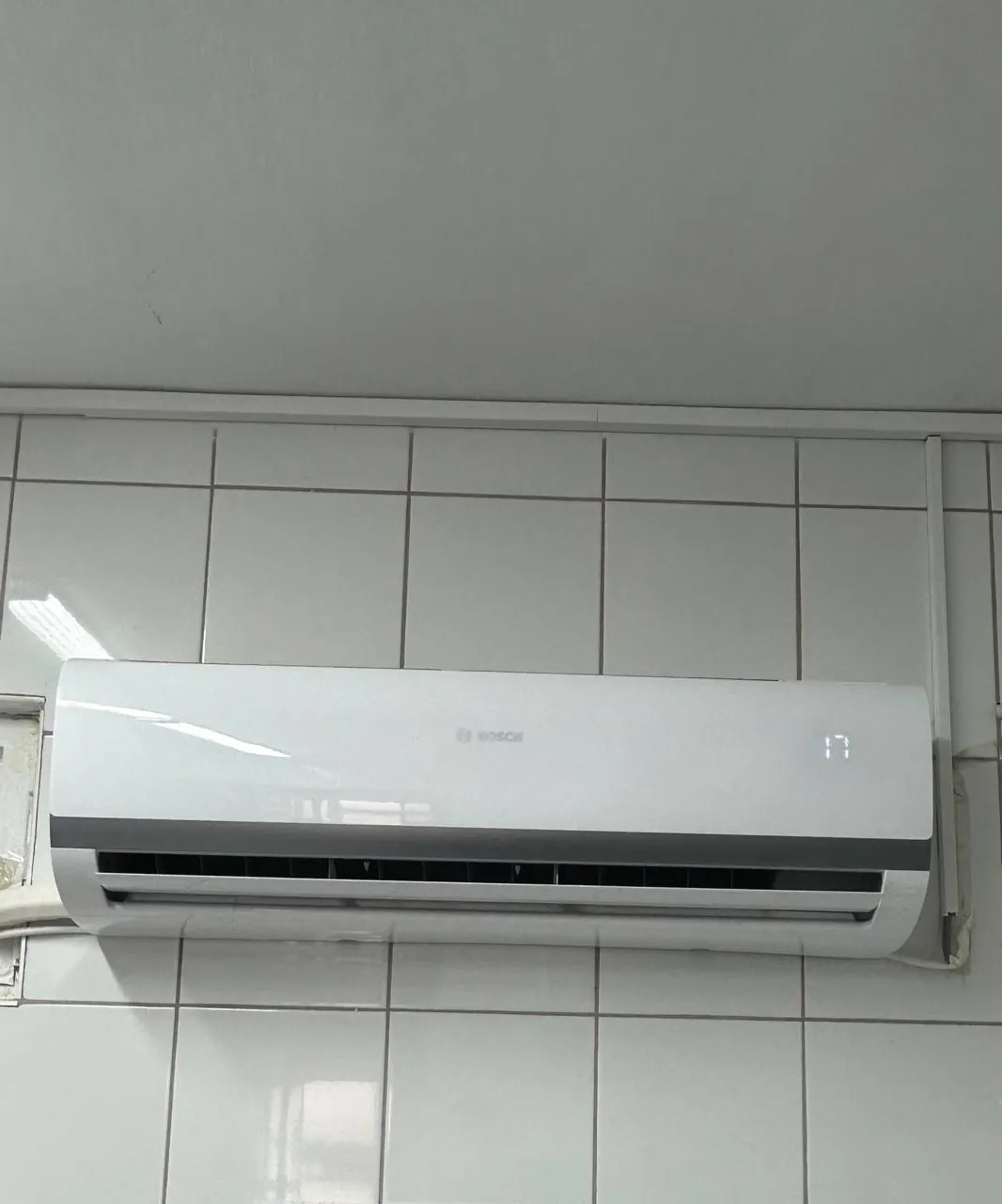 Два кондиционера Bosch 18000 и 12000 BTU 2