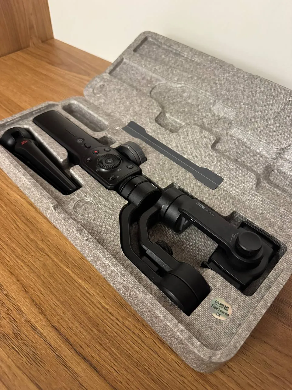 Стабилизатор для смартфона Zhiyun Smooth 4 2