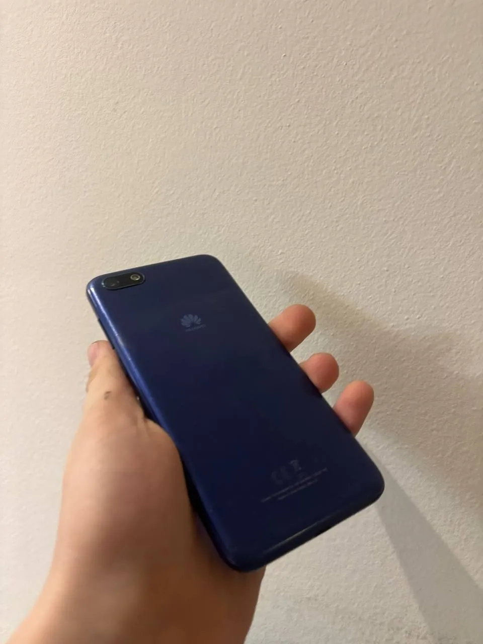 Телефон Huawei Y5 для звонков и интернета 2