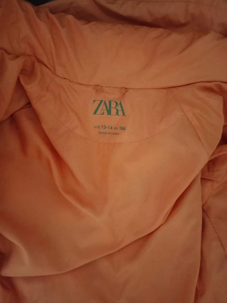 Куртка-пуффер ZARA оранжевого цвета, размер М 3