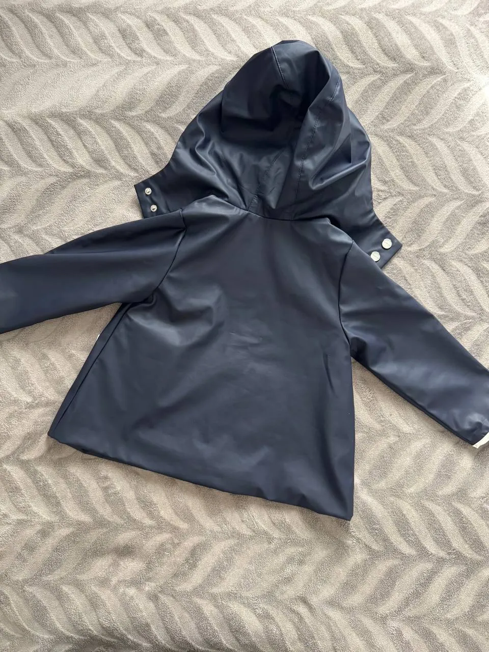 Куртка Burberry и плащ Jacadi для ребёнка 4