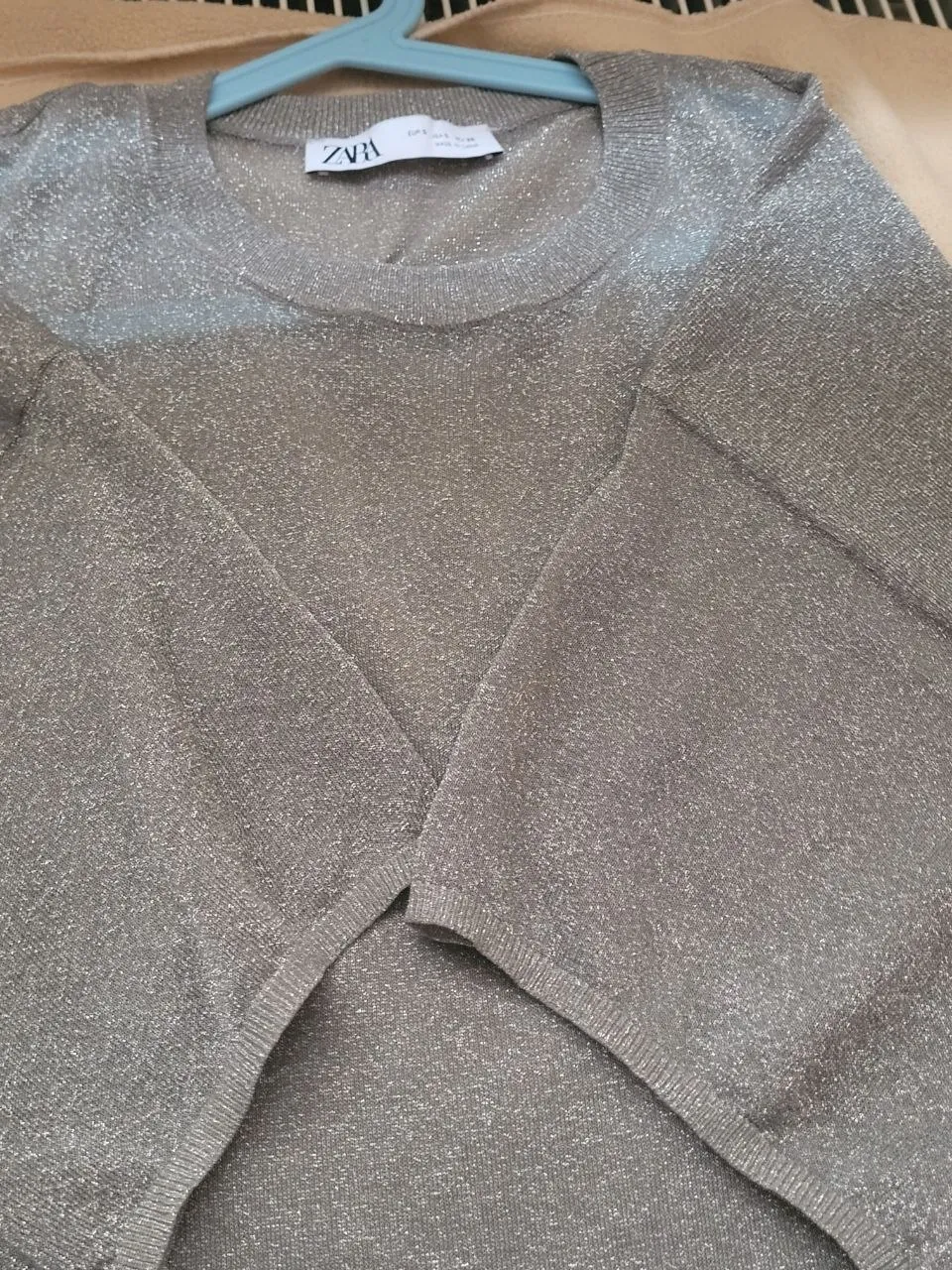 Платья Zara и Topshop у метро Левент 10