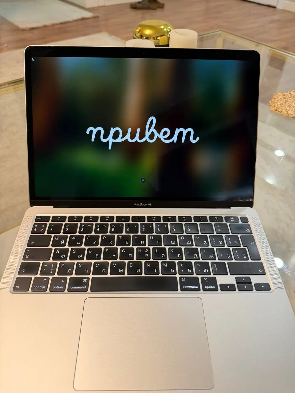 MacBook Air 13 дюймов 2020 года i3 256GB 5