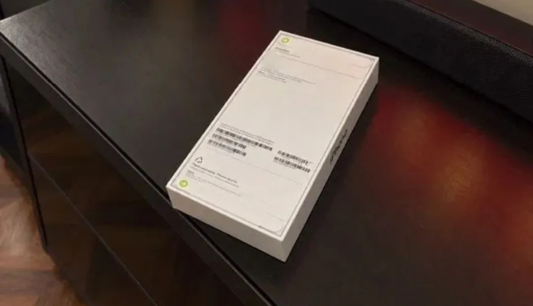 IPhone 18 Pro 512 ГБ Burgundy 3