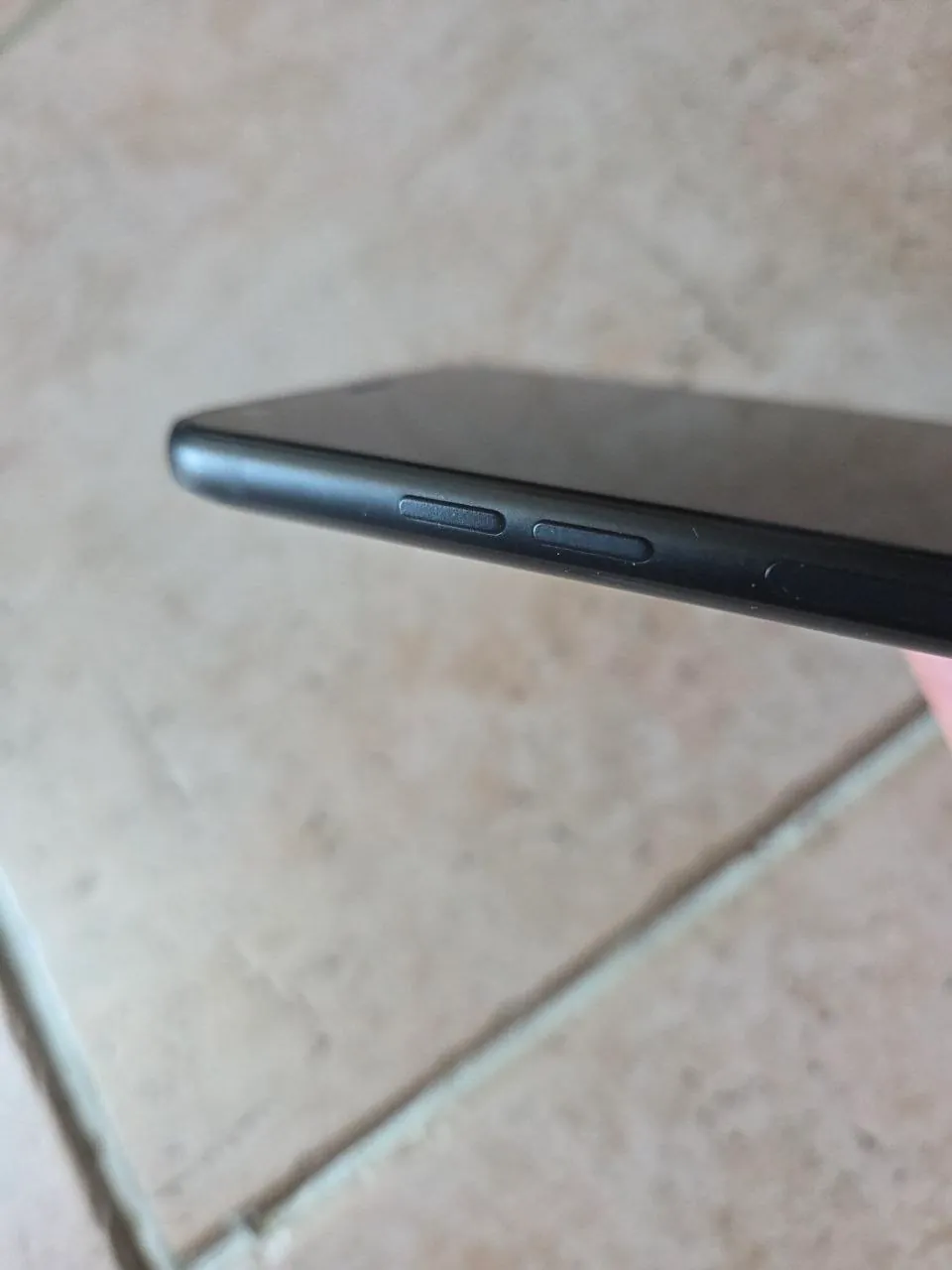 Смартфон LG Q7 в отличном состоянии 5