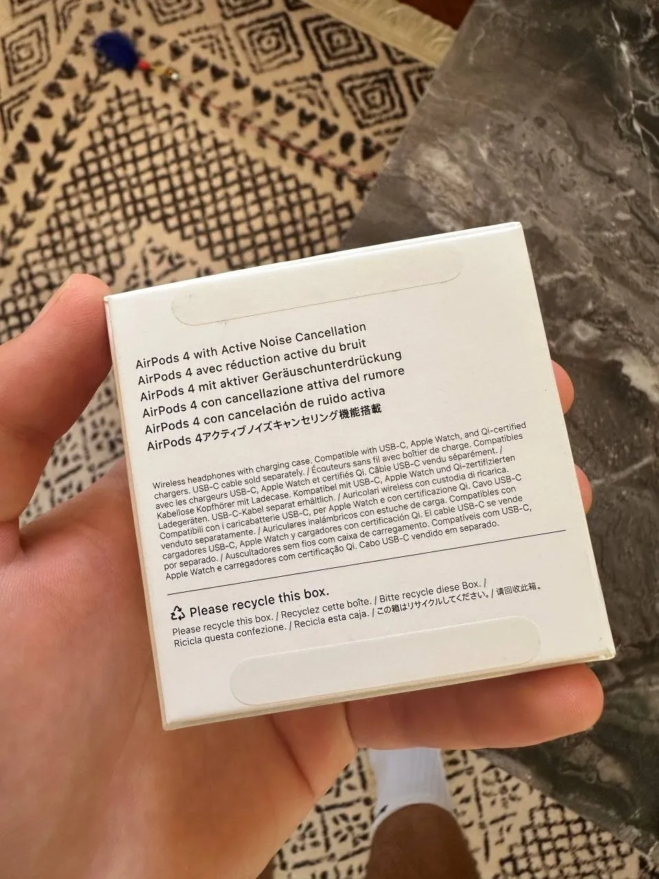 Беспроводные наушники AirPods 4 с ANC 1