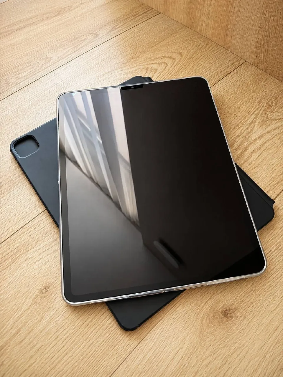 IPad Pro 12.9 M2 256 ГБ с клавиатурой Apple 2