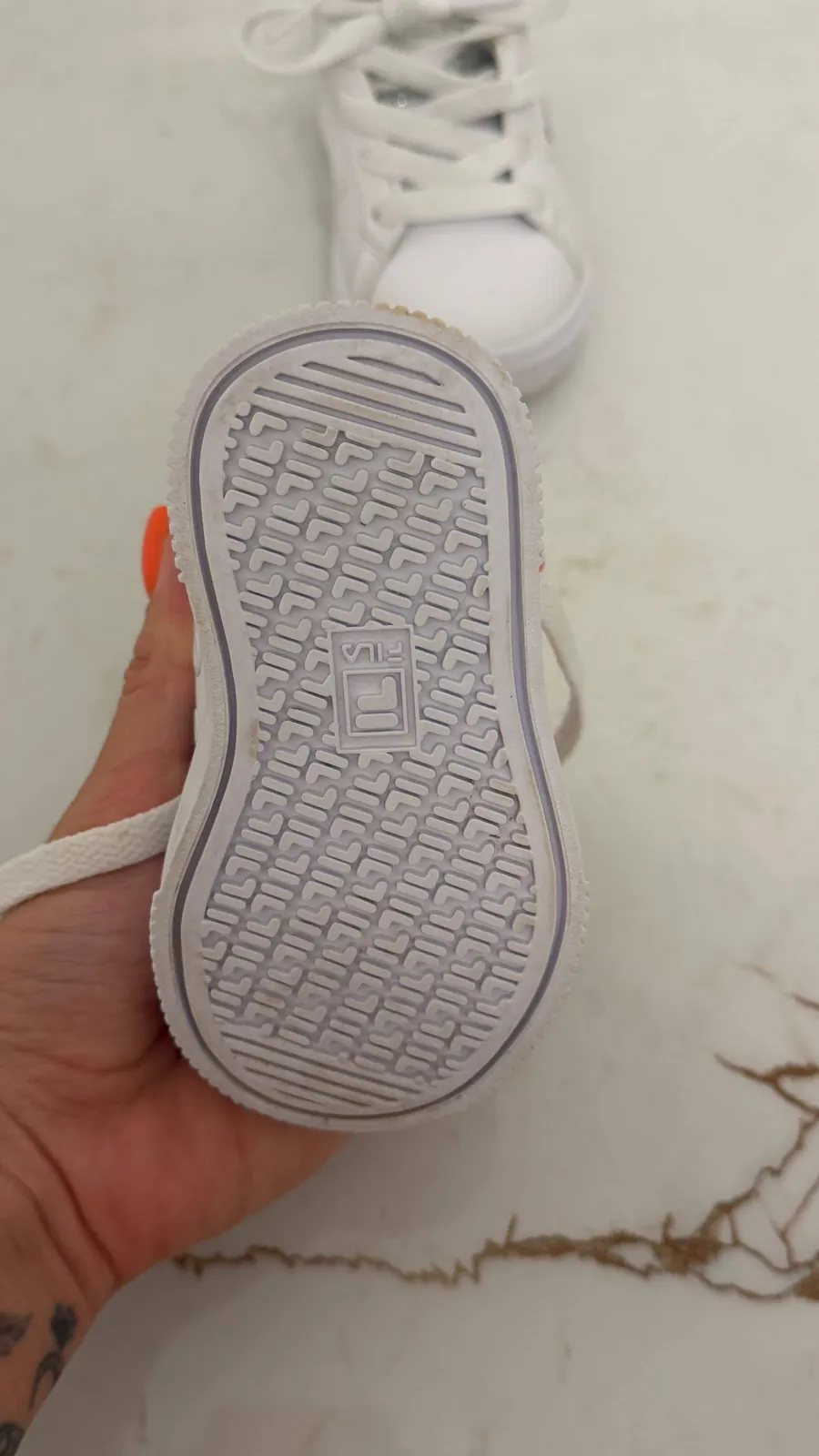 Детские кроссовки Nike и FILA 7