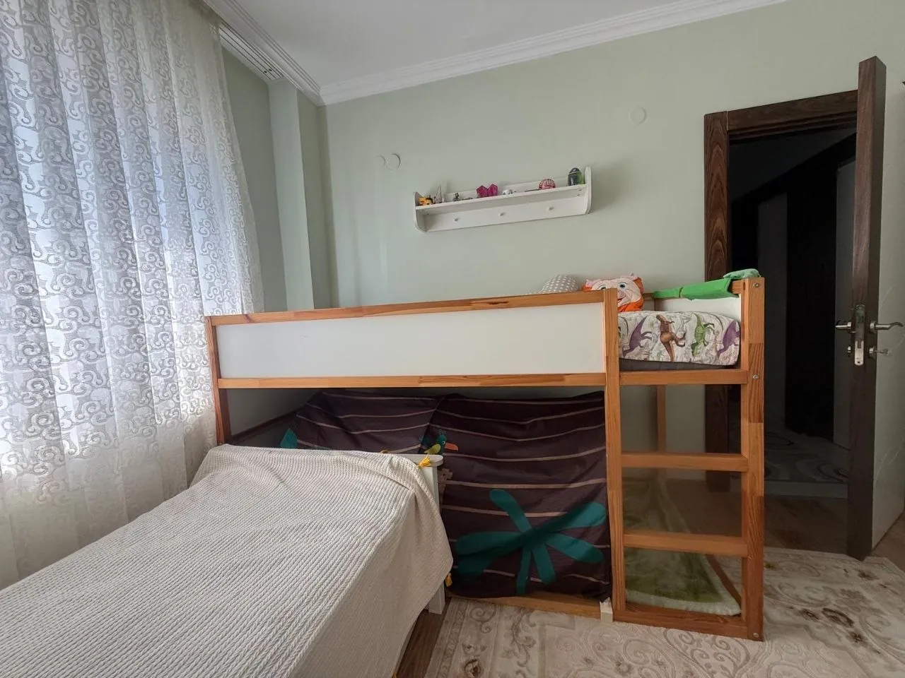 Детская кровать IKEA KURA с матрасом и тентом 4