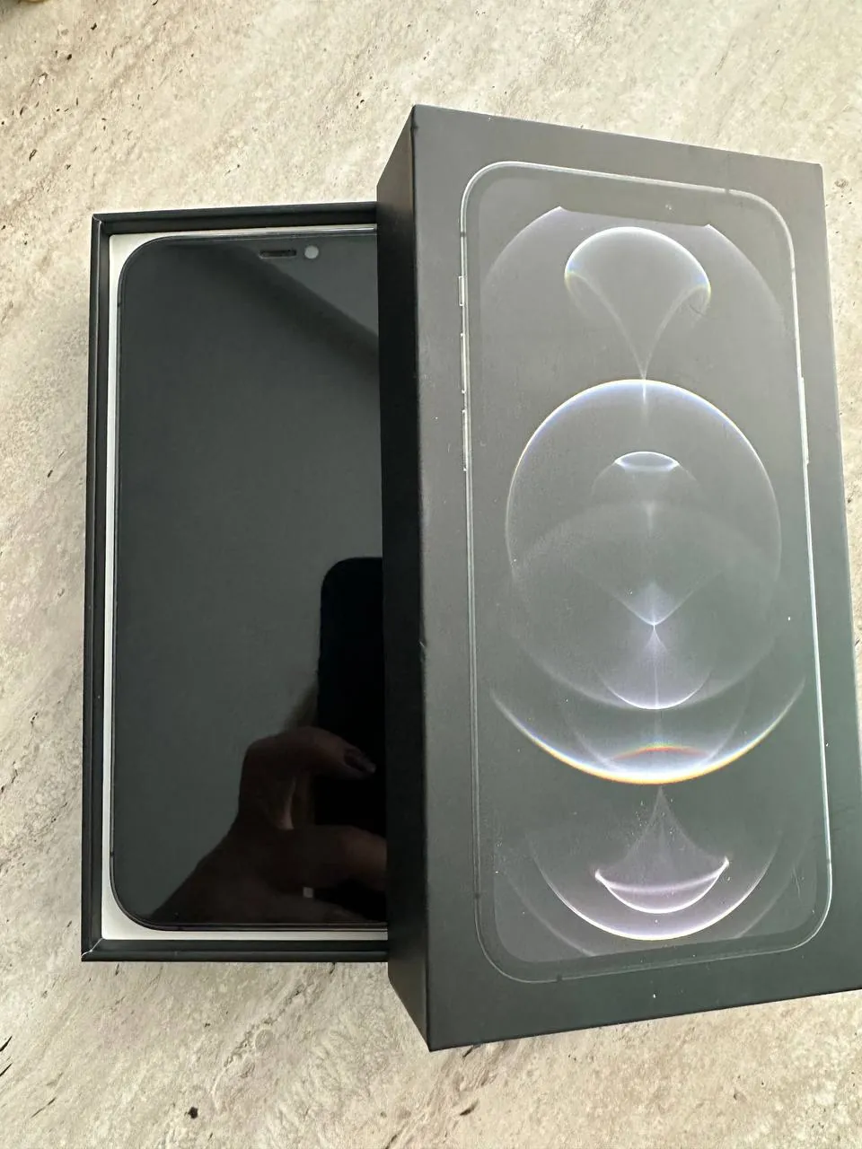 IPhone 12 Pro 256 ГБ в отличном состоянии 1
