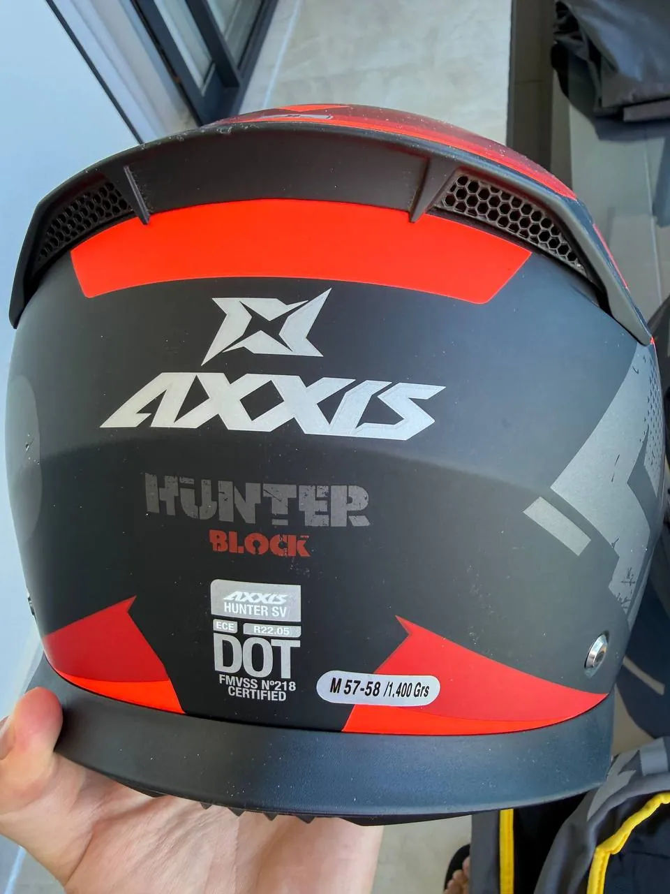 Два мотошлема Axxis Hunter SV с перчатками 7