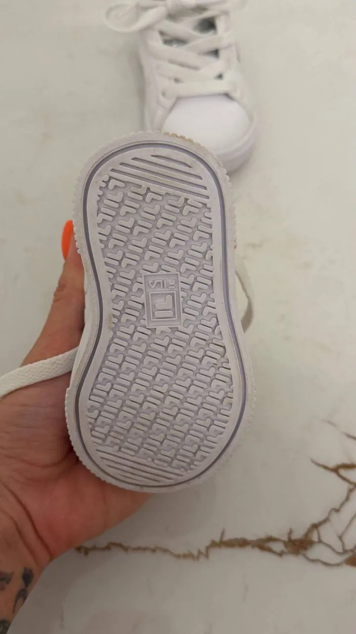 Детские кроссовки Nike и FILA 8