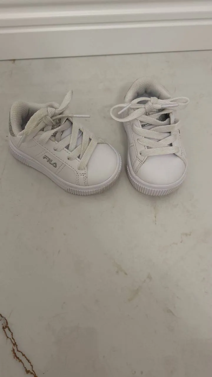 Детские кроссовки Nike и FILA 4