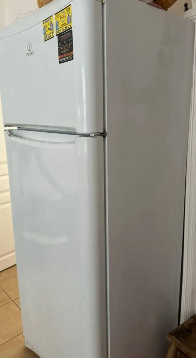 Холодильник Indesit в рабочем состоянии, Махмутлар 3