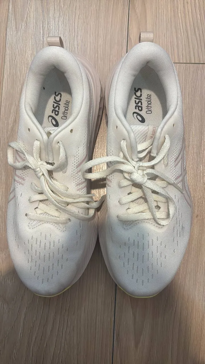 Беговые кроссовки Asics 4