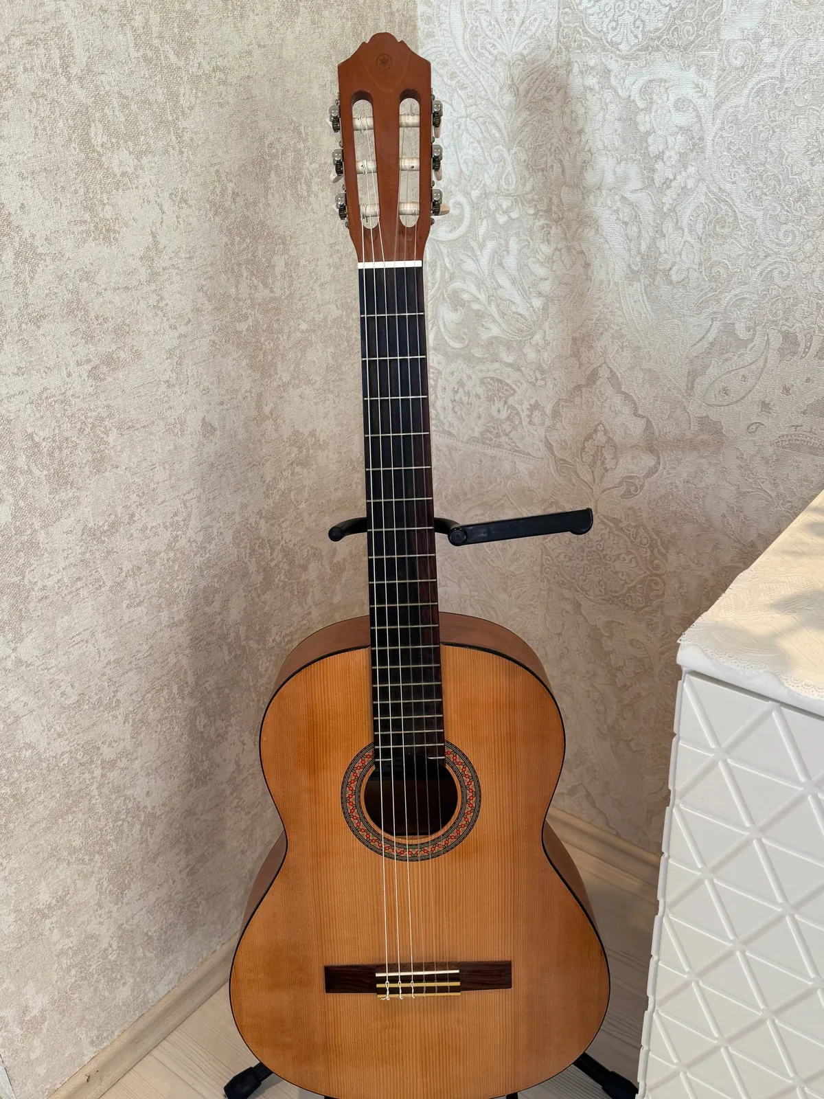Классическая гитара Yamaha C30M в Аланье 1