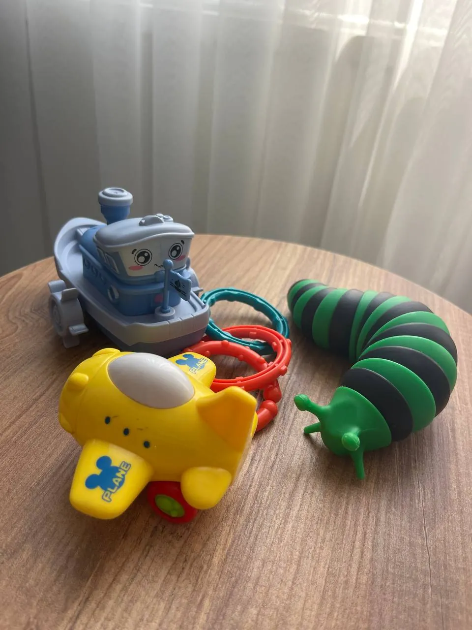 Игрушки и машинки для мальчика 6