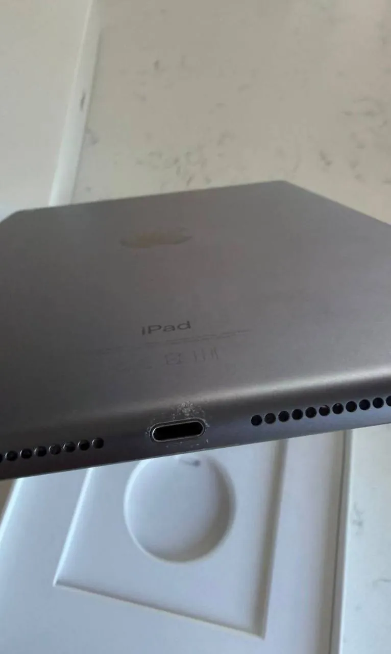 IPad 9 поколения 64 ГБ, серый 4