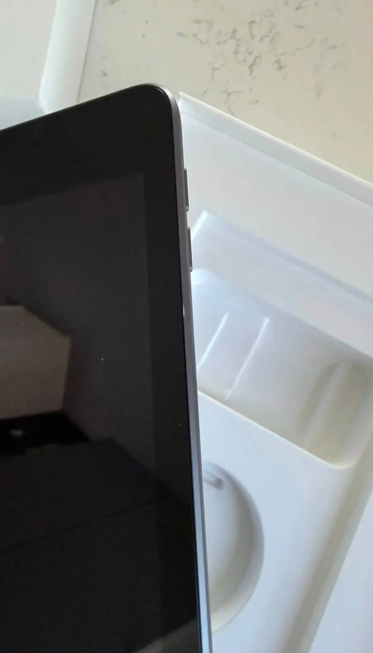 IPad 9 поколения 64 ГБ, серый 2