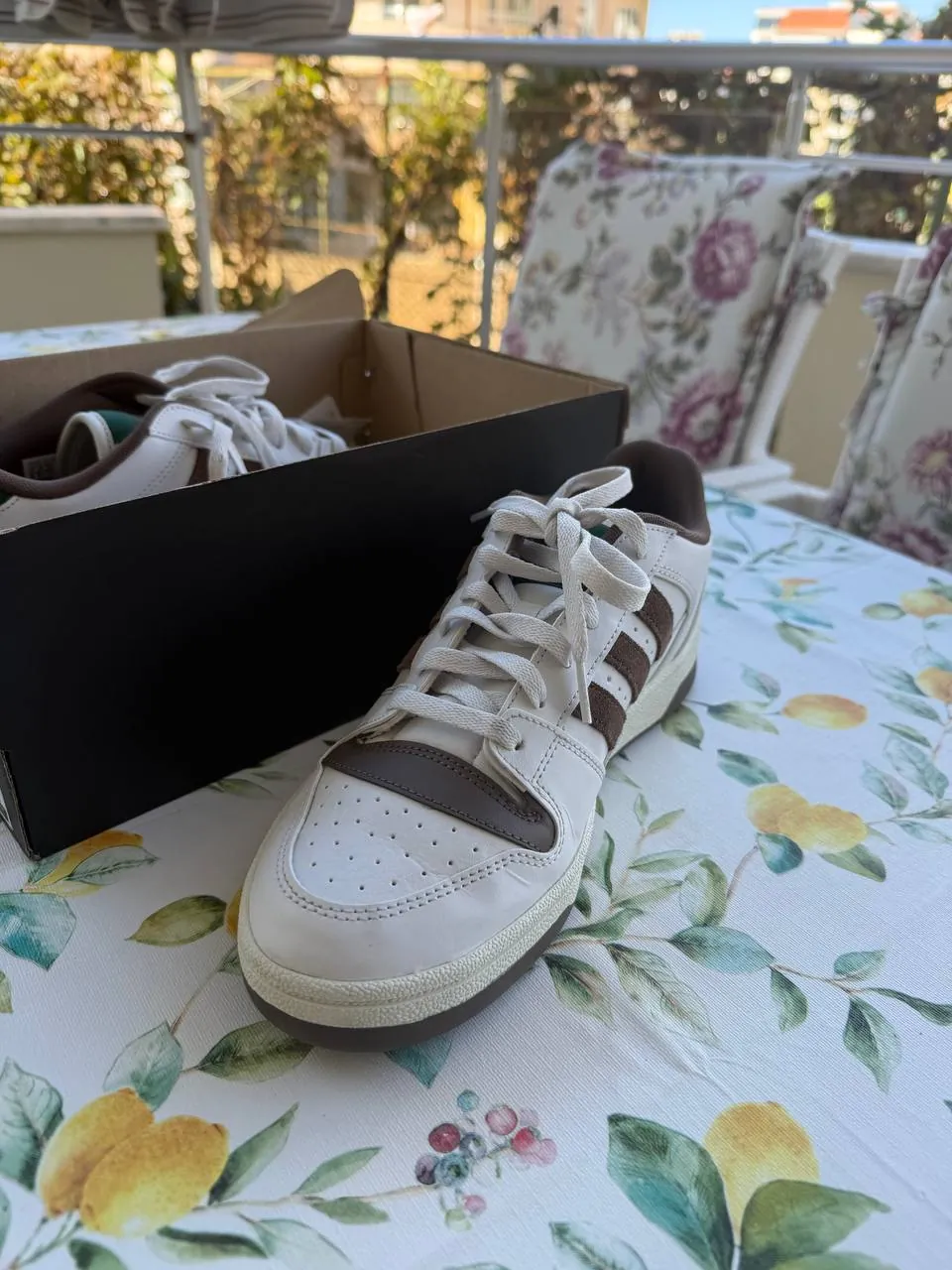 Новые кроссовки Adidas 42.5 размера 4