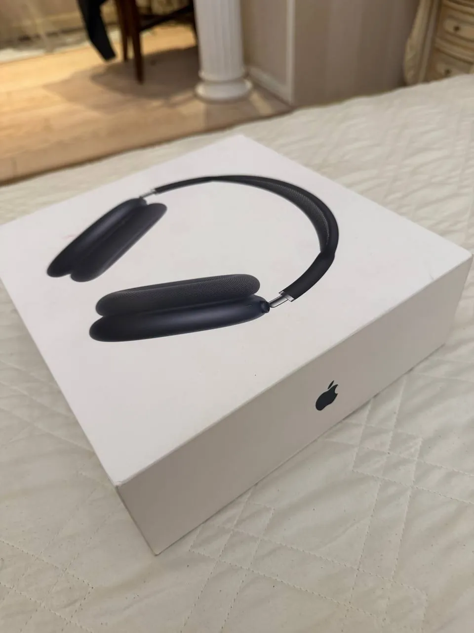 Apple AirPods Max новые, космический серый 1