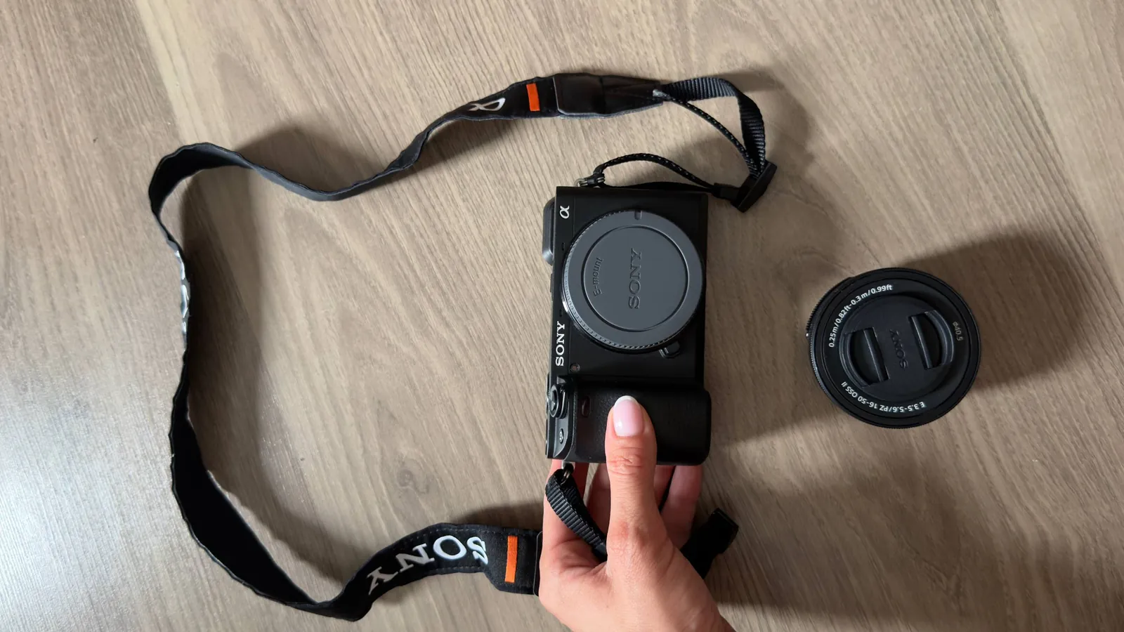 Беззеркальный фотоаппарат Sony A6400 в идеальном состоянии 9