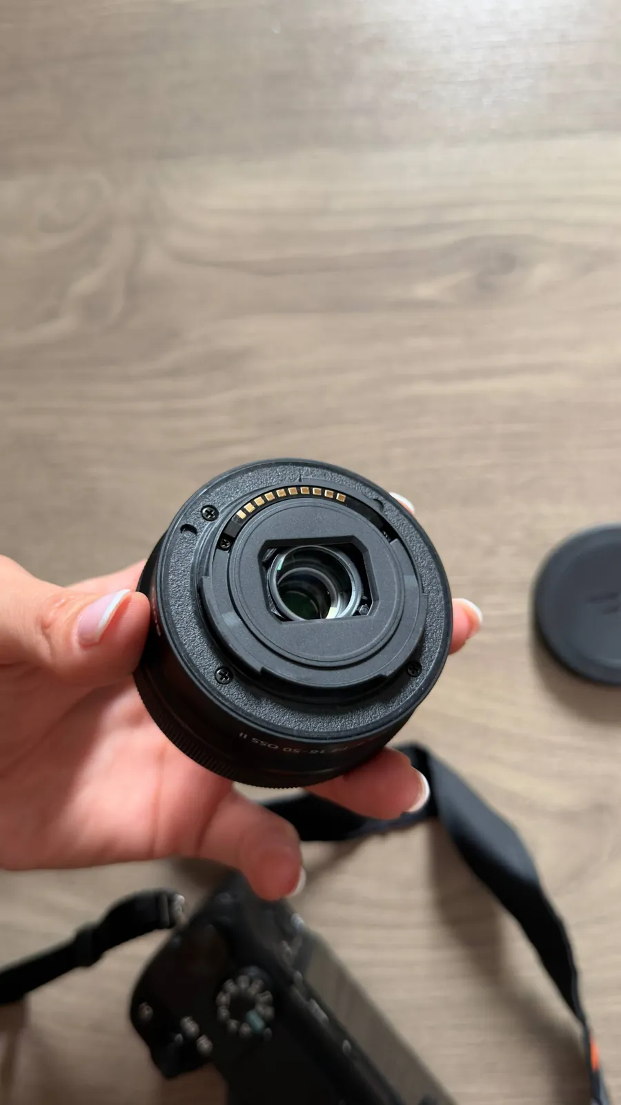 Беззеркальный фотоаппарат Sony A6400 в идеальном состоянии 8