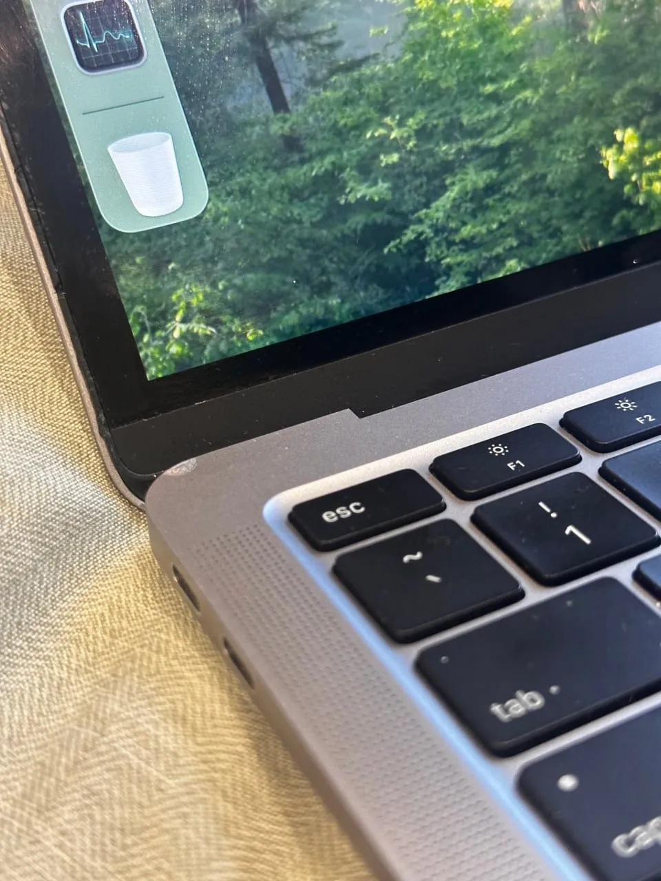 MacBook Air M1 2020, 245 ГБ 4