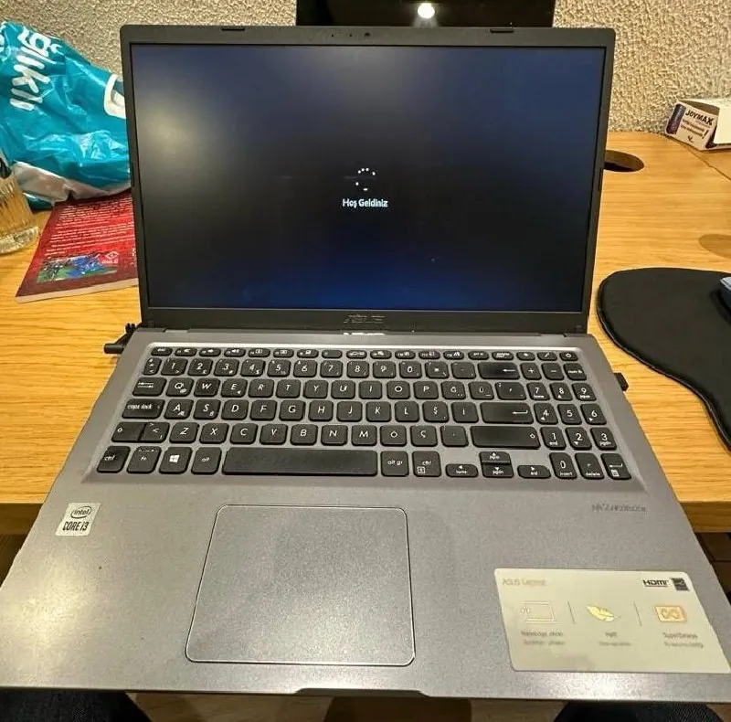 Ноутбук Asus Intel Core i3, 4/256 ГБ 1