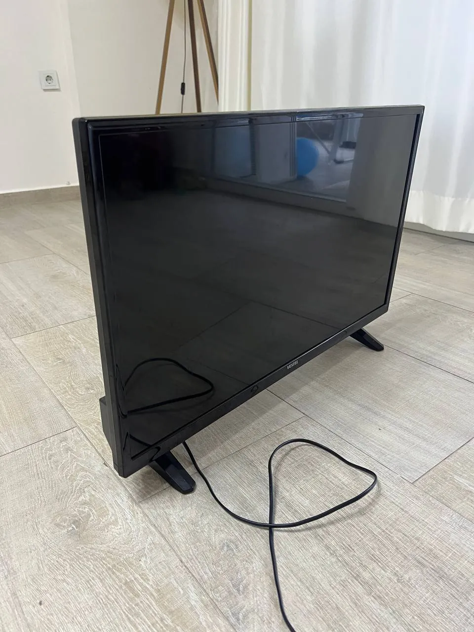 Телевизоры 32 и 40 дюймов, Кестель 1