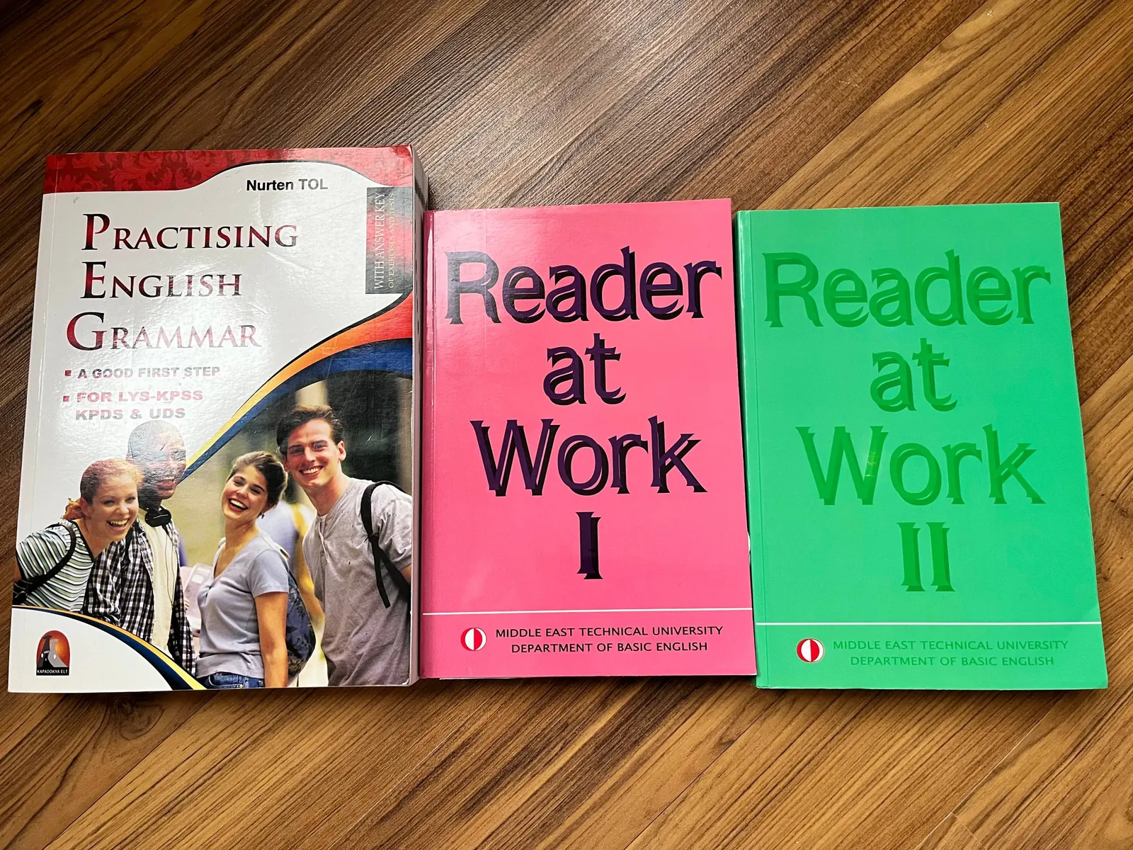 Комплект из трёх книг в Конаке 1