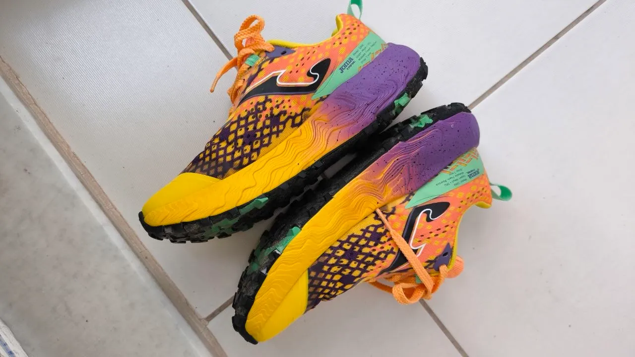 Кроссовки Joma Sima Lady 37 размера 6
