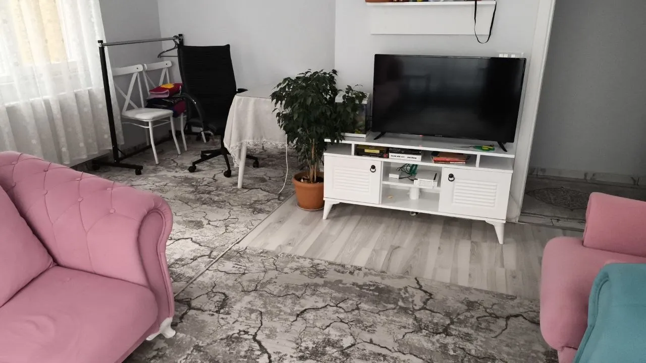 Комната в апартаменте 2+1, Гюнгёрен 2