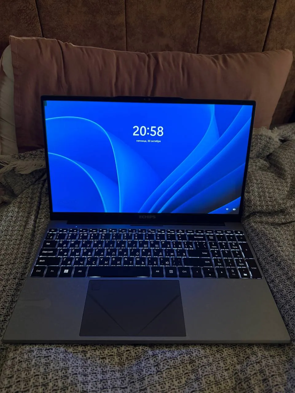 Ноутбук Echips 16 ГБ/512 ГБ с Windows 11 1