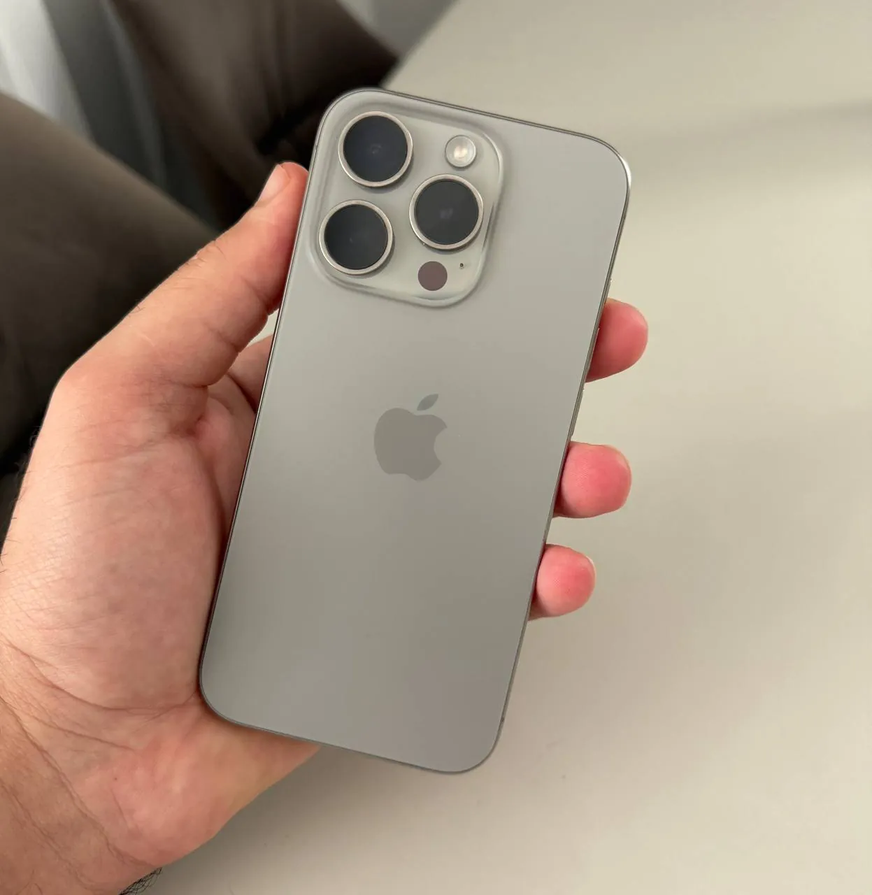 IPhone 15 Pro 128 ГБ Dual Sim без царапин 3