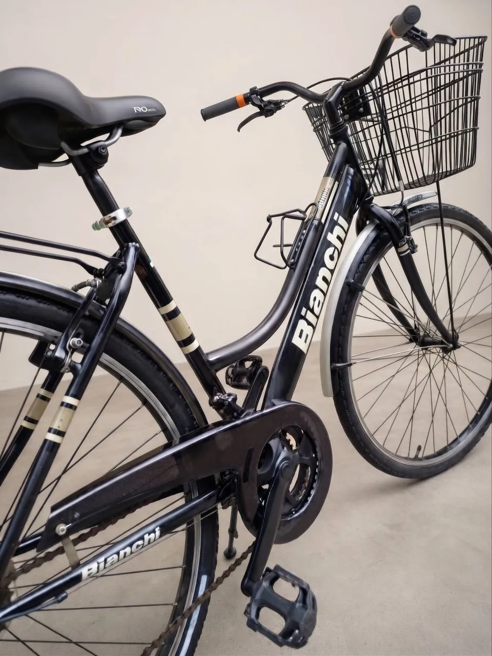Велосипед Bianchi 28 дюймов с 21 скоростью Shimano 2