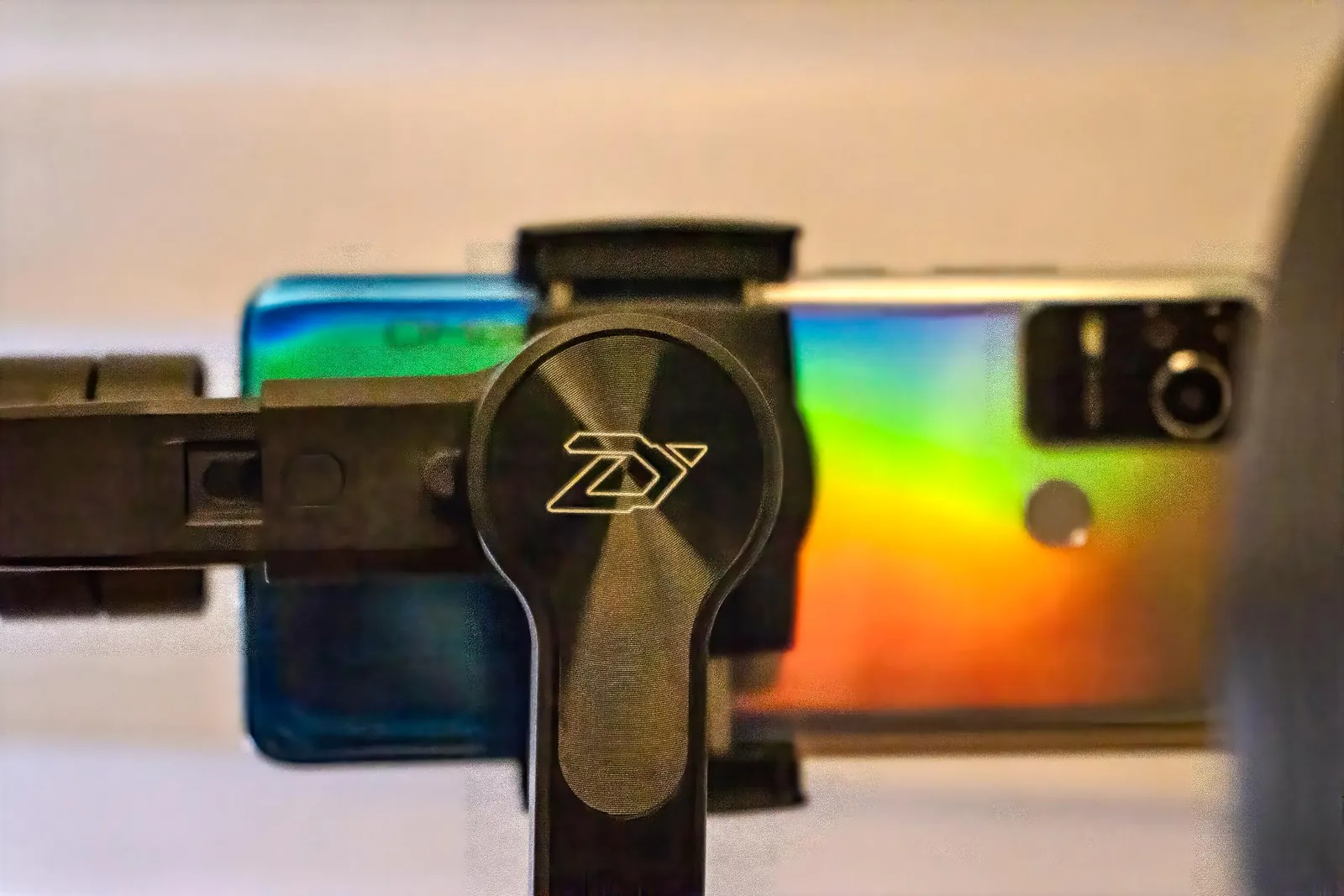 Гимбал Zhiyun Smooth 4 для смартфона 3