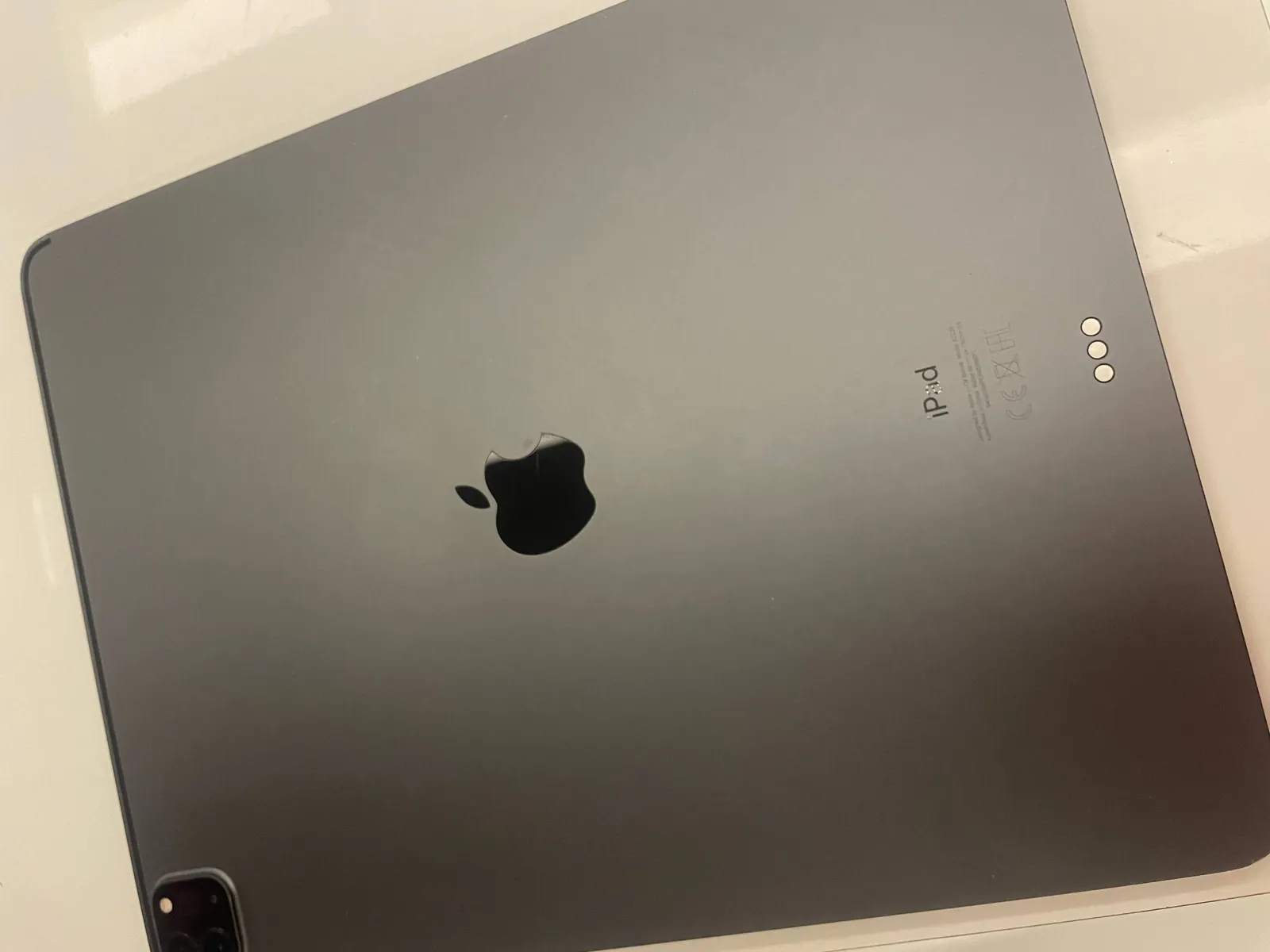 IPad Pro 12.9 4-го поколения 256GB Space Gray 6