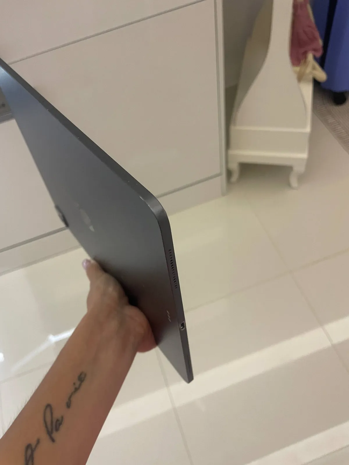 IPad Pro 12.9 4-го поколения 256GB Space Gray 8