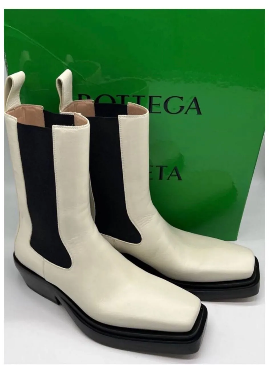 Ботинки Bottega Veneta Lean Boots белые, размер 39 3