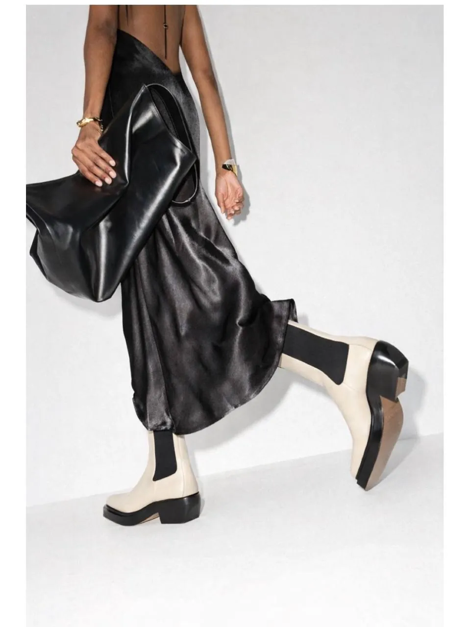 Ботинки Bottega Veneta Lean Boots белые, размер 39 2